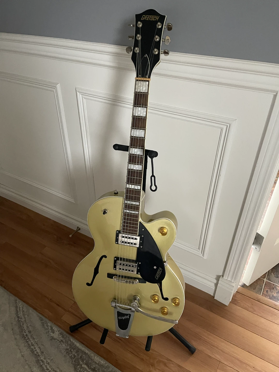 Gretsch Electric Guitar - photo 4