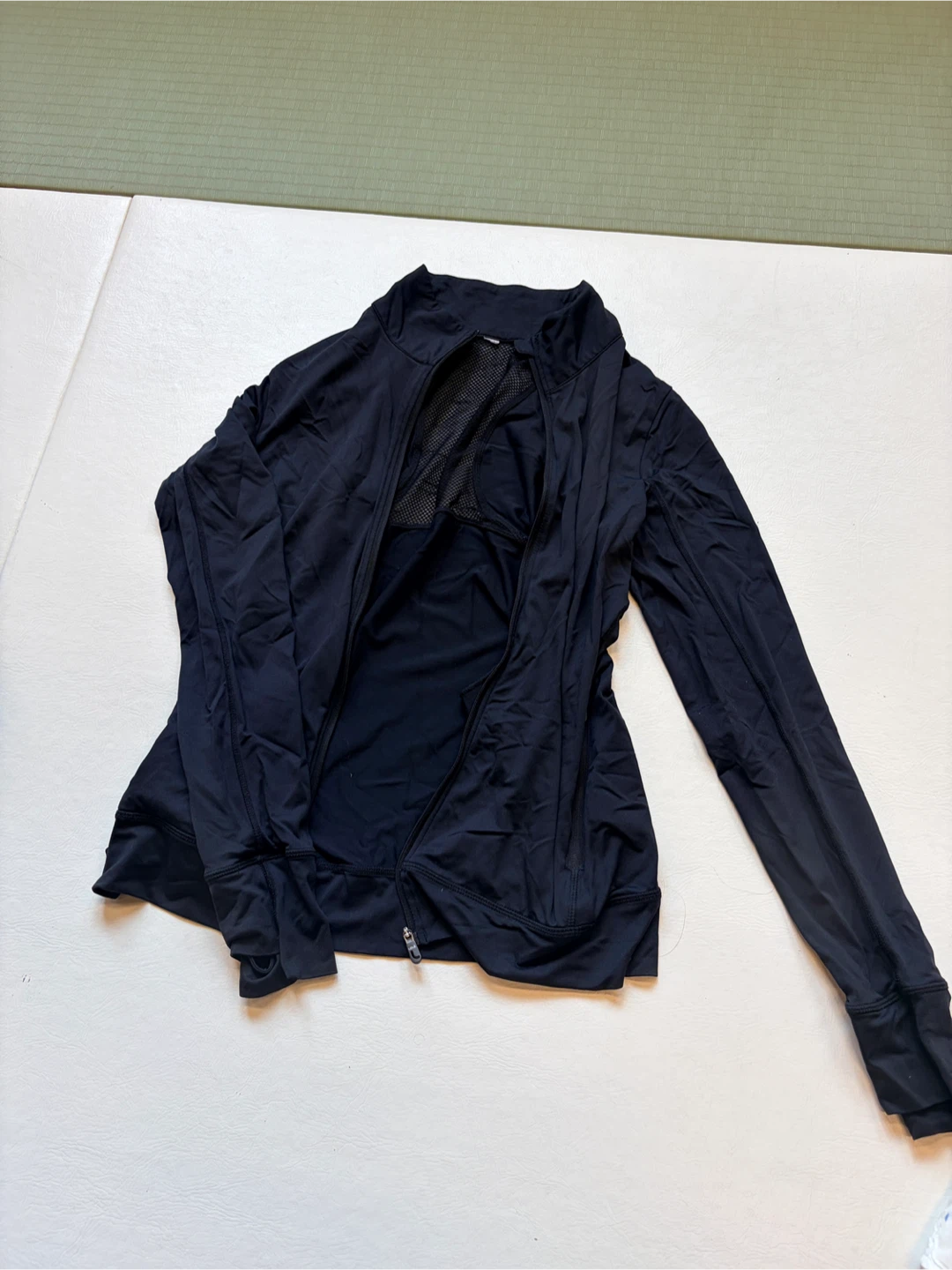 Veste au corps de sport