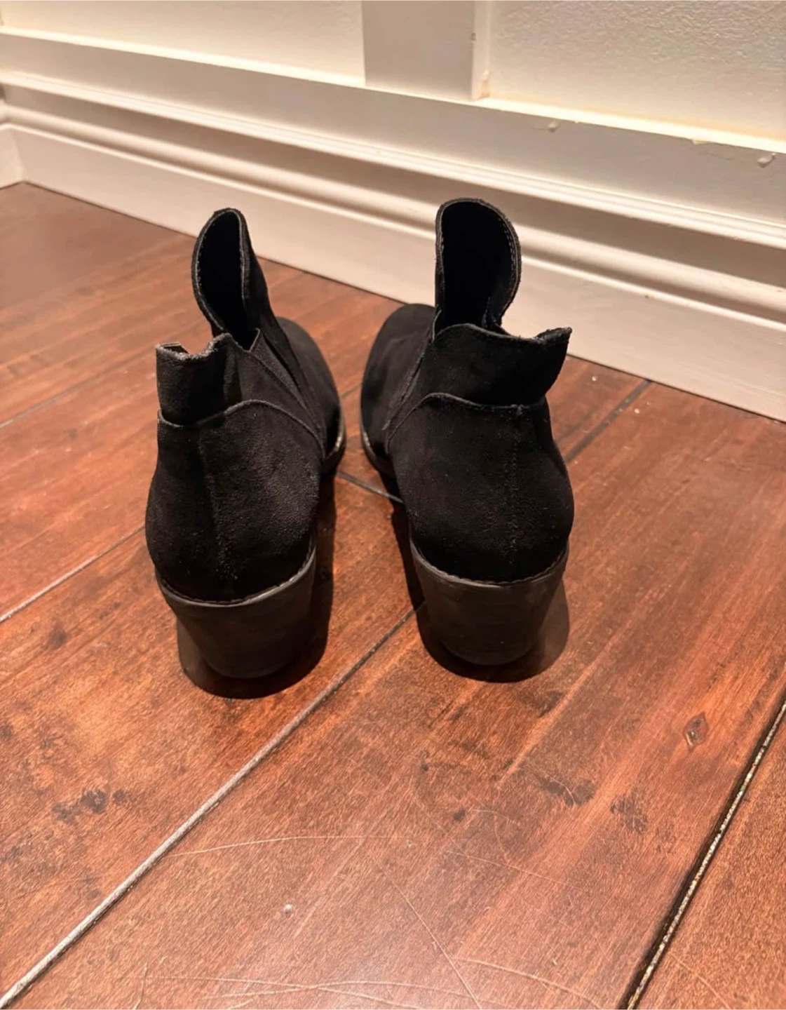 Me Too black ankle boots - photo 4