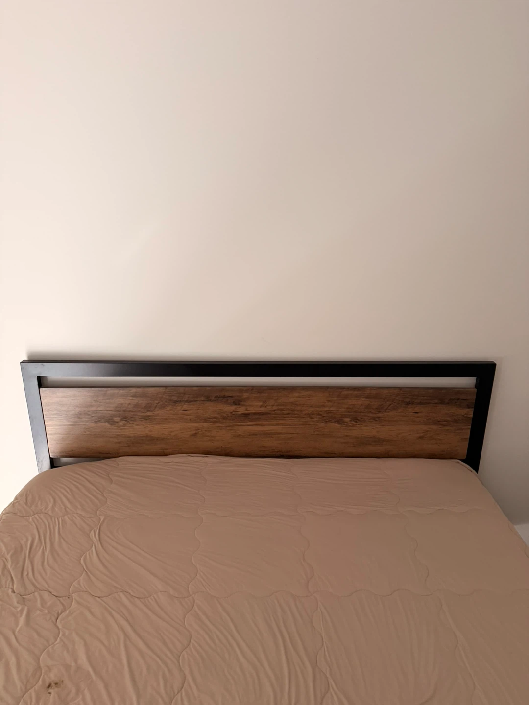 Modern Metal Platform Bed with Wooden Headboard - photo 4