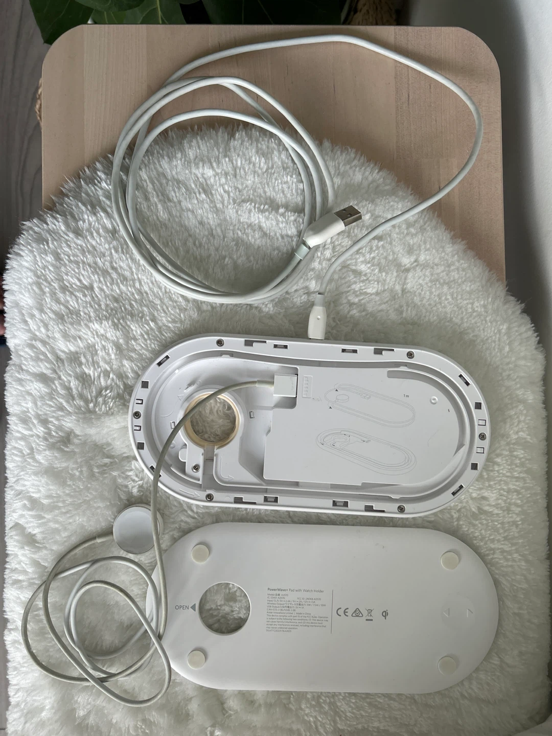 Anker Megsafe charger - photo 2