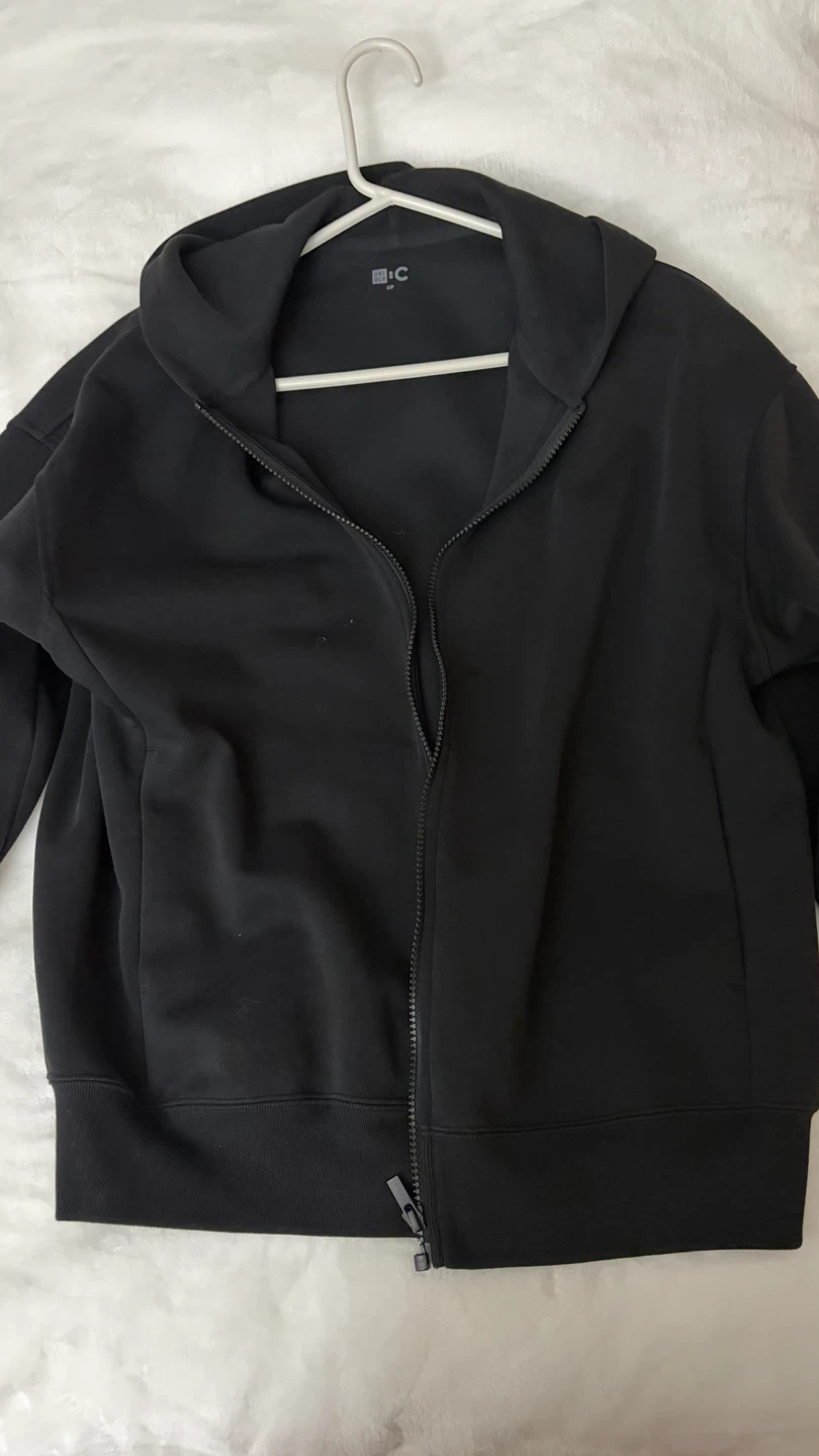 Uniqlo Black Full Zip Hoodie
