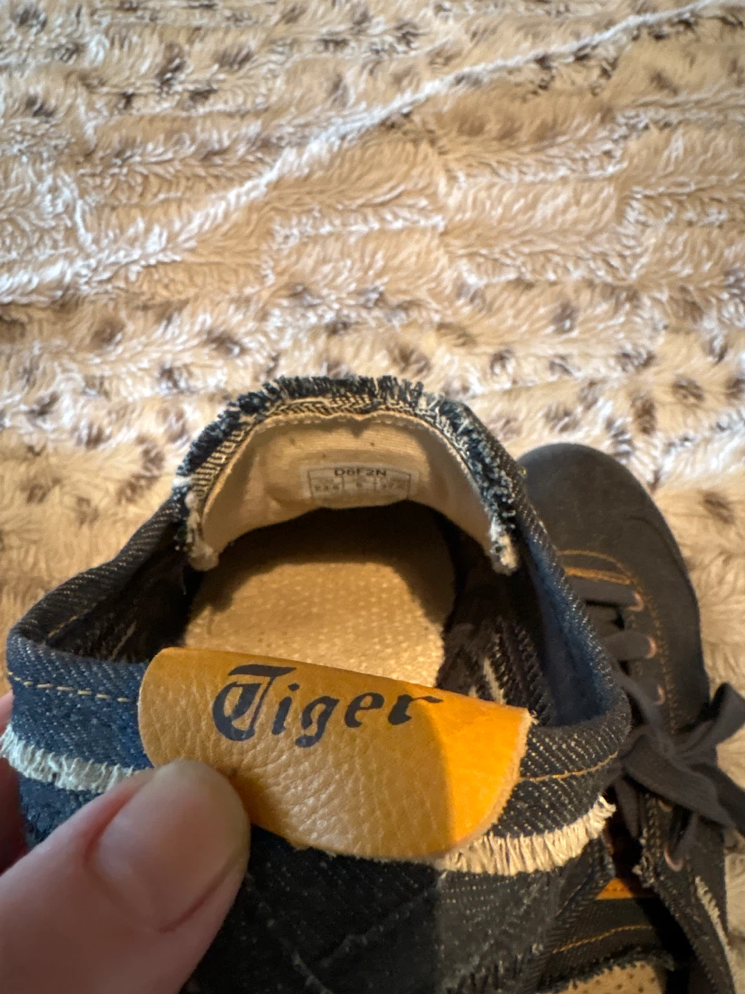 Onitsuka Tiger "Tiger" Denim Shoes - photo 2