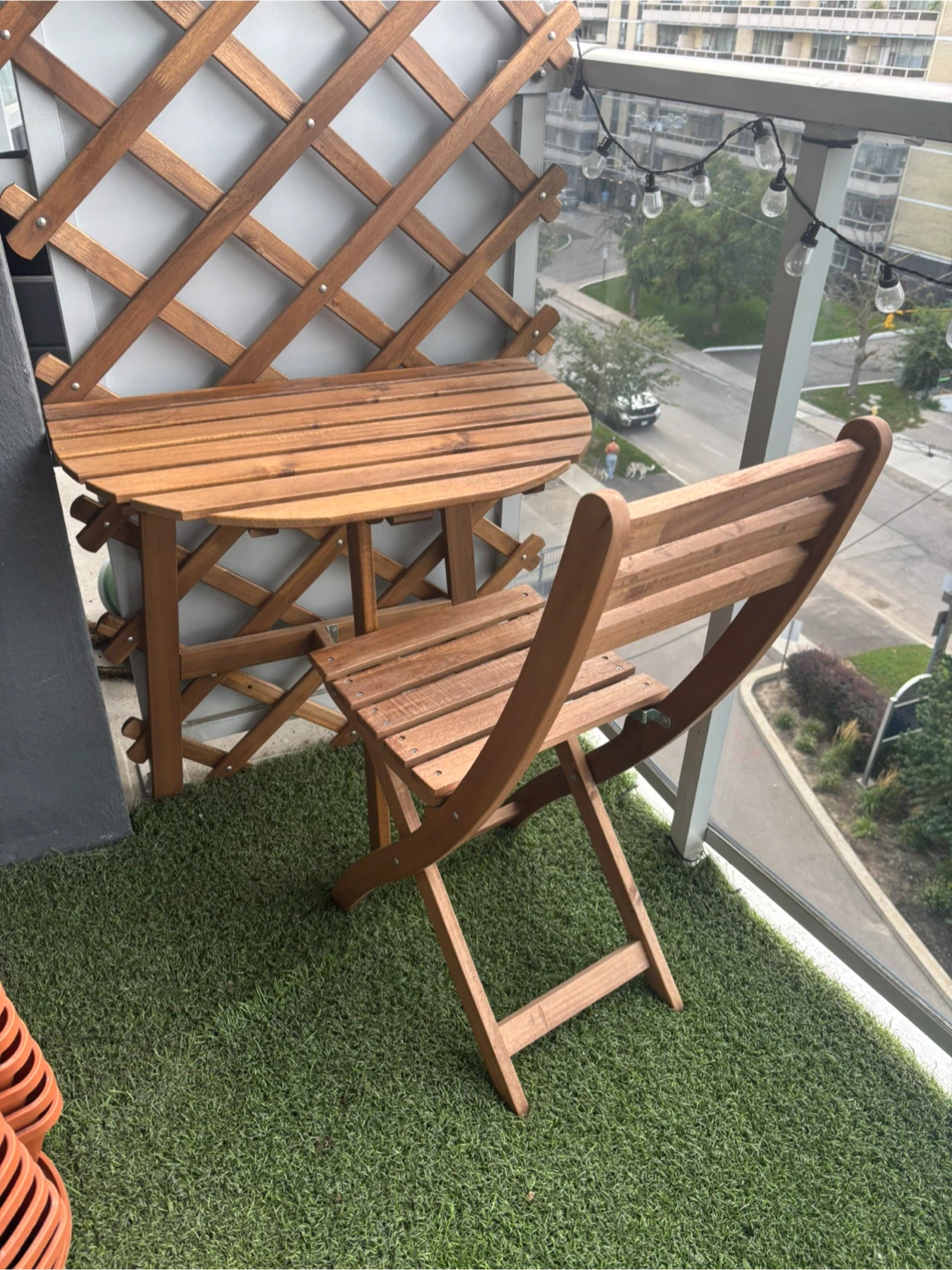 MOVING - Wooden Bistro Set with Folding Chair and Table