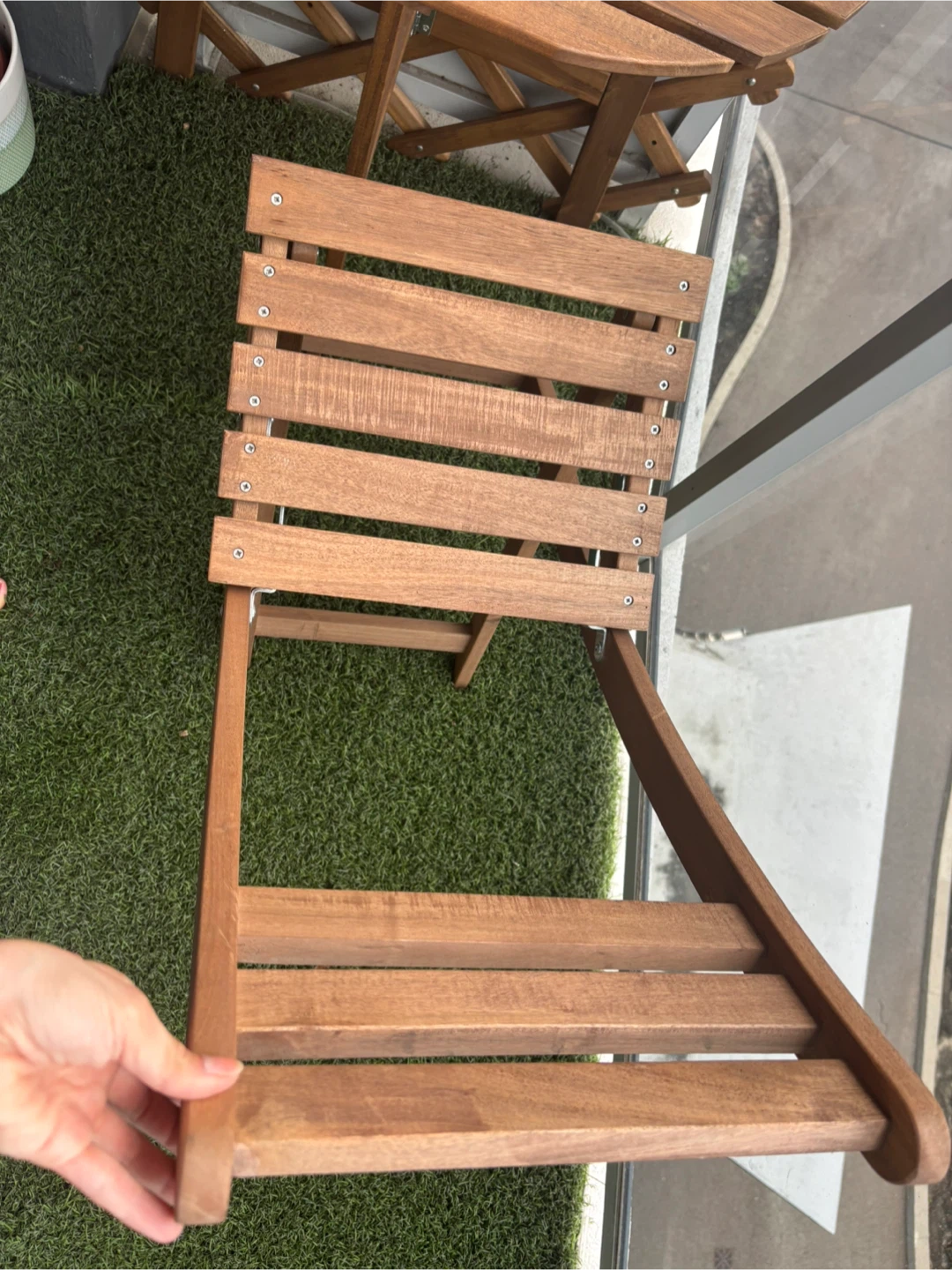 MOVING - Wooden Bistro Set with Folding Chair and Table - photo 3