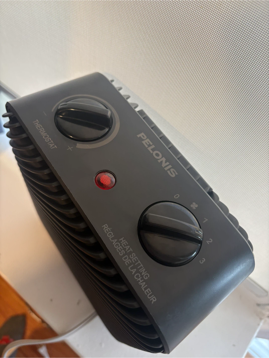 Pelonis portable space heater and AC - photo 2
