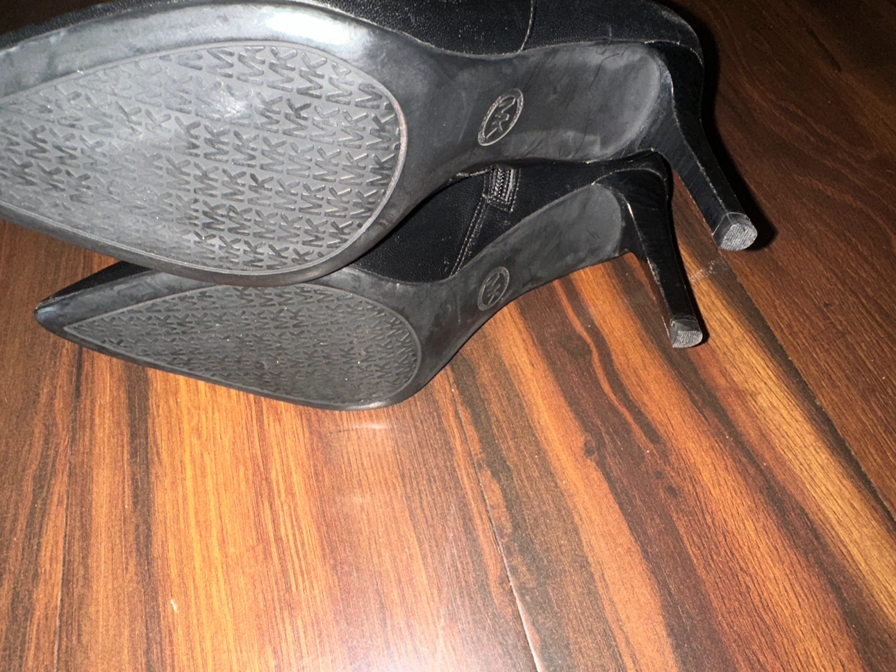 Michael Kors Black Ankle Boots Size 9.5 - photo 3