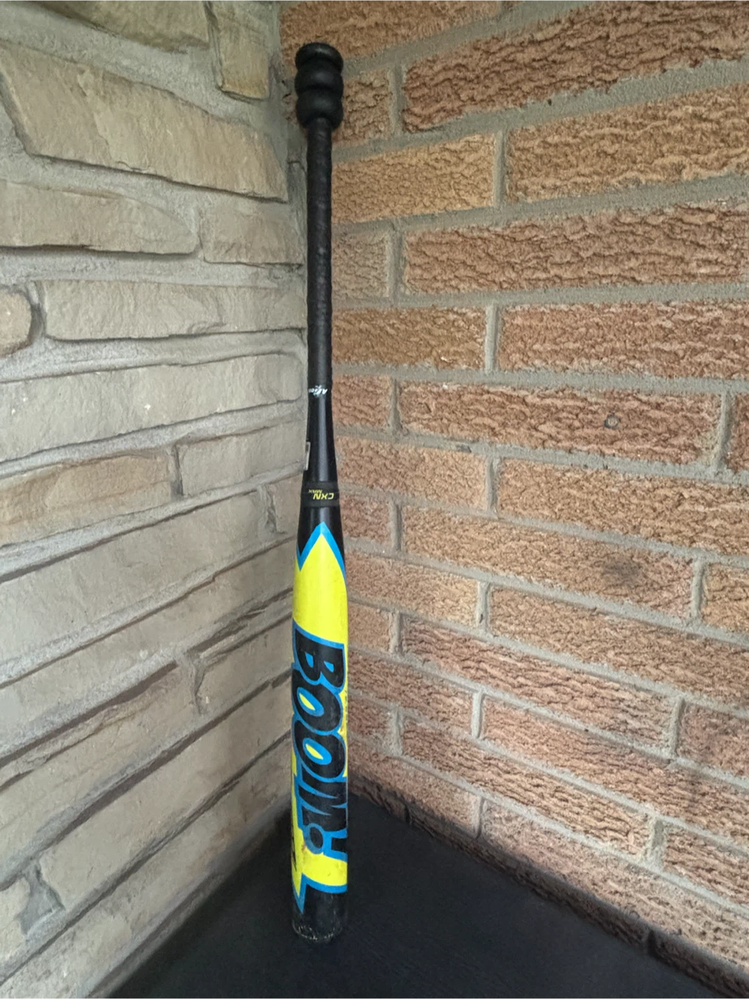 25.5oz Easton Boom Slowpitch Softball Bat
