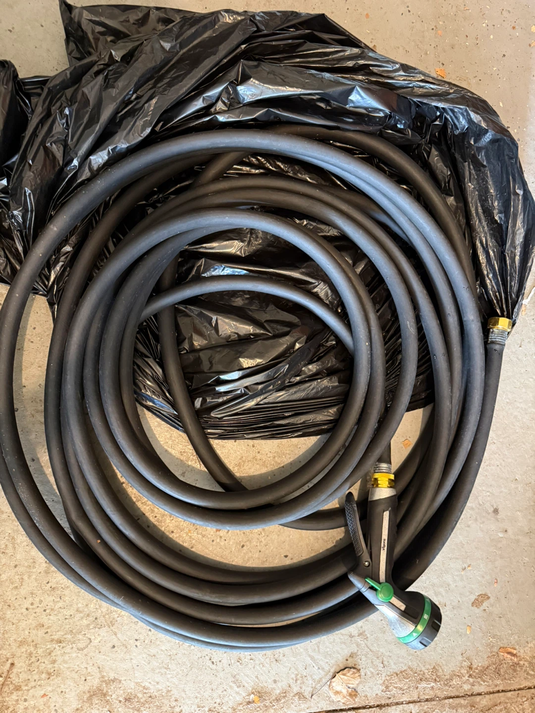 Heavy-Duty 50 ft Rubber Garden Hose with Vigoro Spray Nozzle - photo 2
