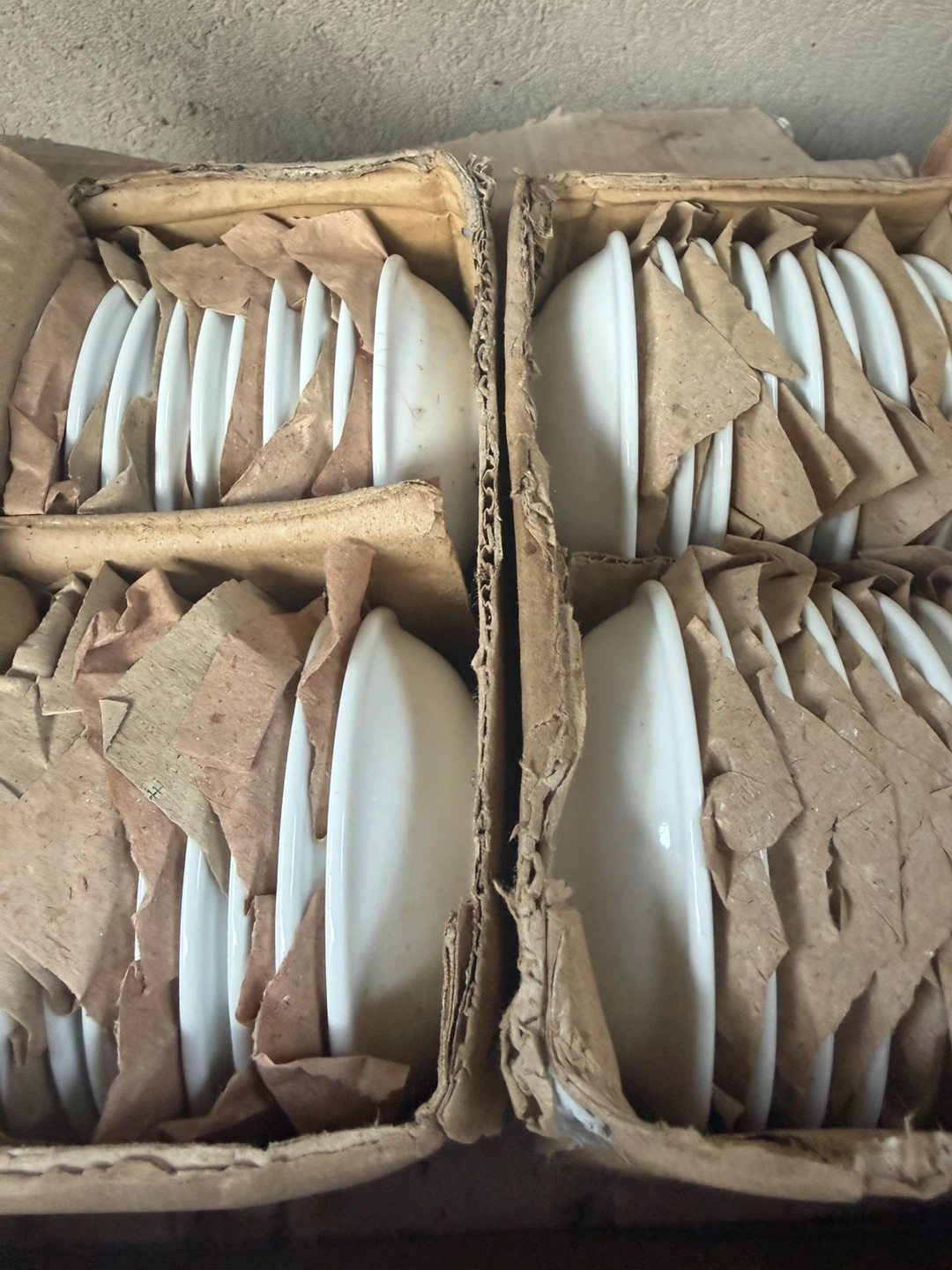 YNC Durable Porcelain 56 piece brand new - photo 3