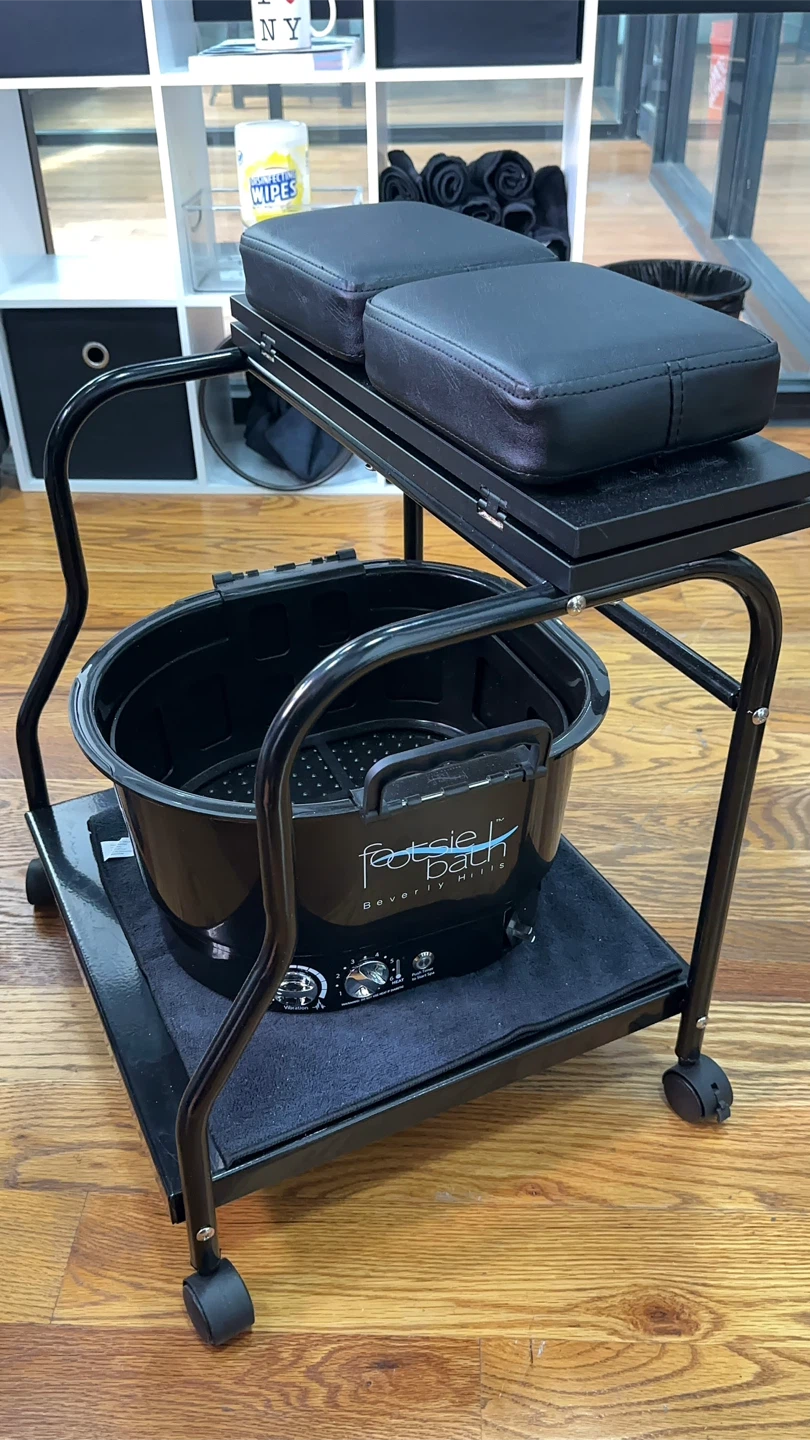 Footsie Bath pedicure bowl/Pedicure cart