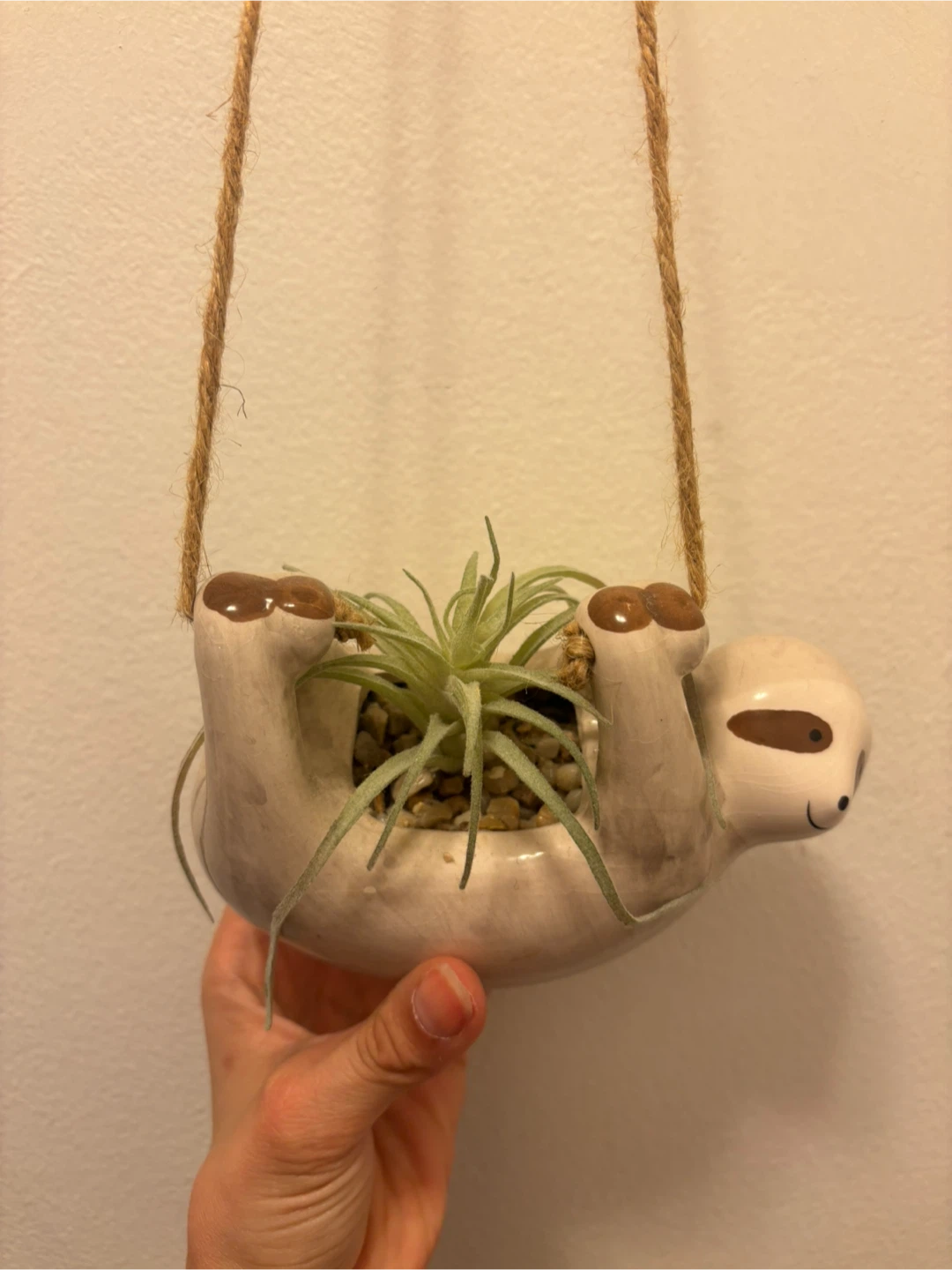 MOVING - Cute Sloth Hanging Planter - photo 2