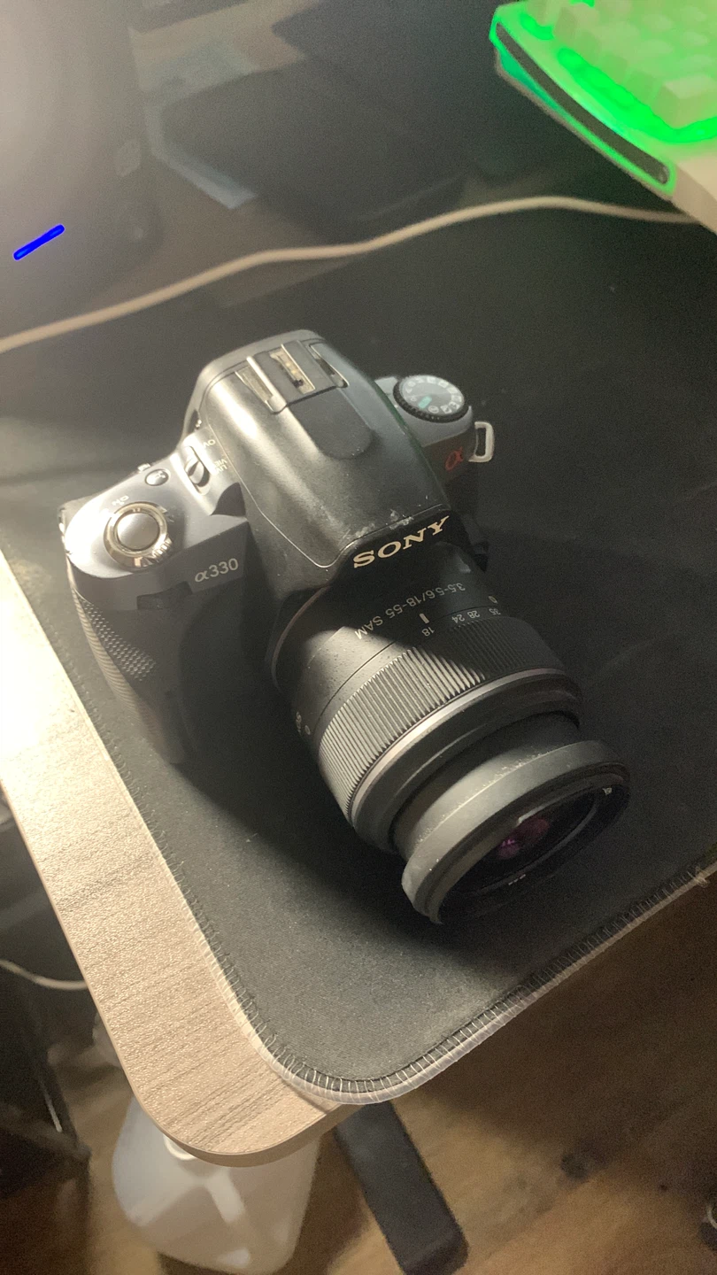 Sony Alpha DSLR-A330 Digital 18-55mm Lens (PHOTOS INCLUDED)