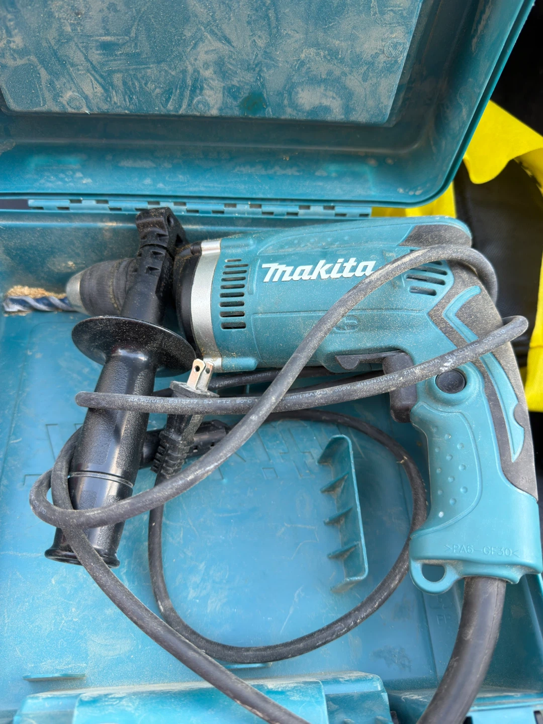 Makita HP1631 Hammer Drill - photo 2