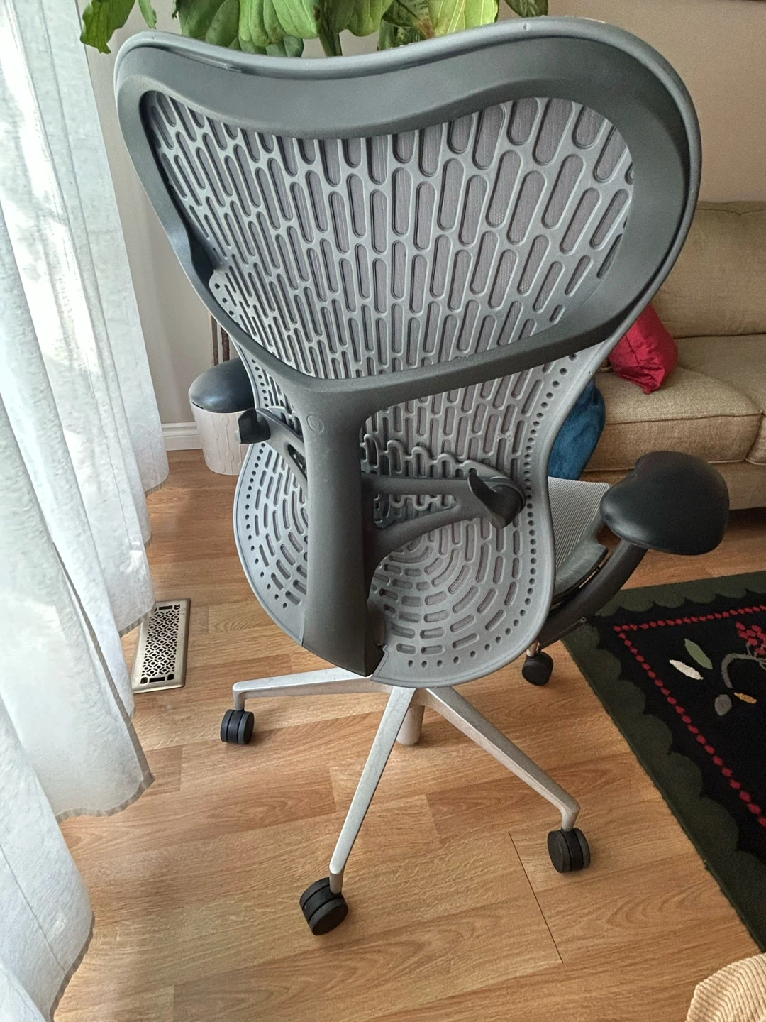 Herman Miller Mirra 2 (fully loaded!) - photo 2