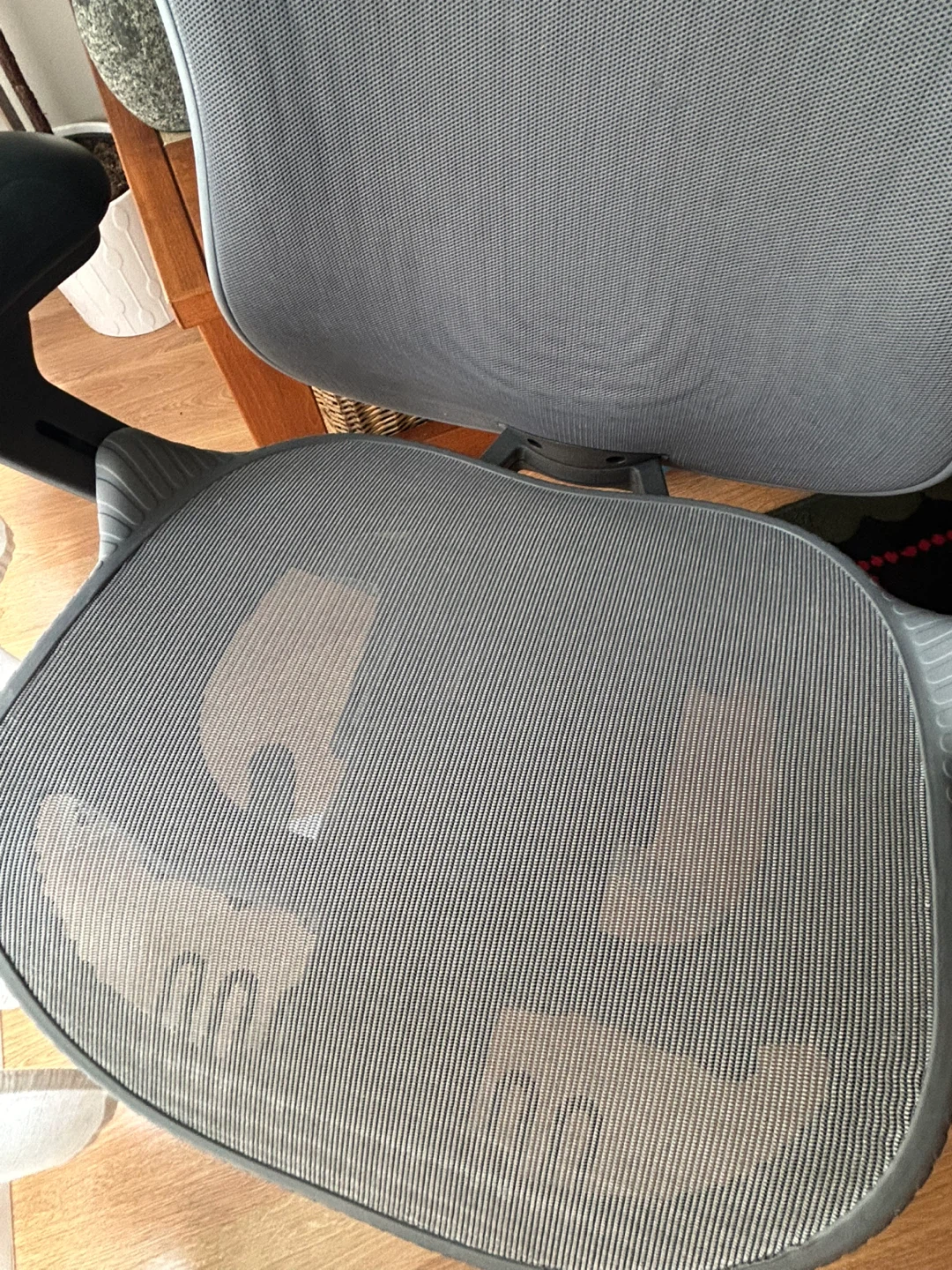 Herman Miller Mirra 2 (fully loaded!) - photo 5