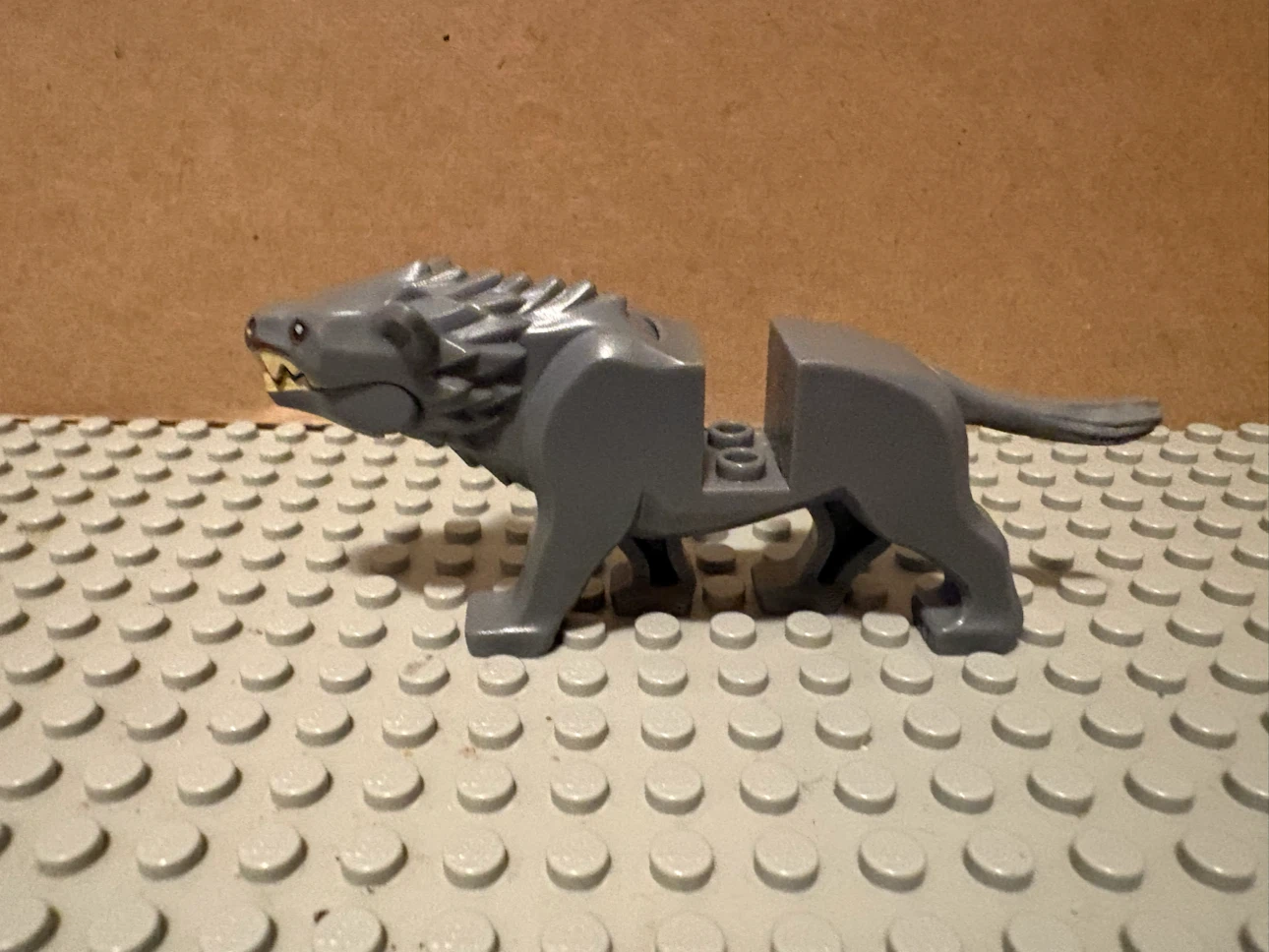 LEGO 79002 - The Hobbit Gray Warg - Mini Fig - Loose