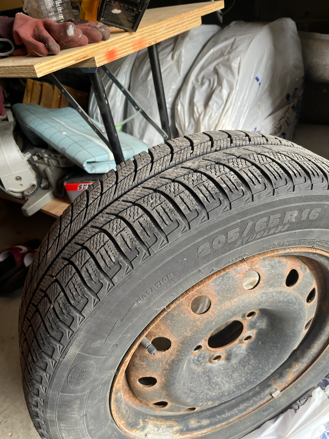 Studless Winter Tire 205/65R16 - photo 2