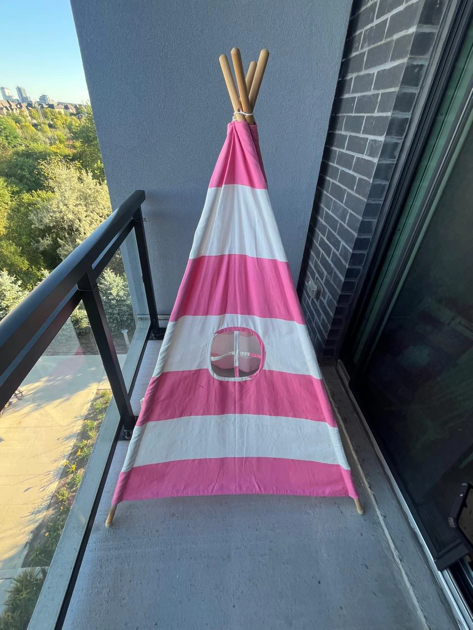 Kids Pink and White Striped Teepee tent