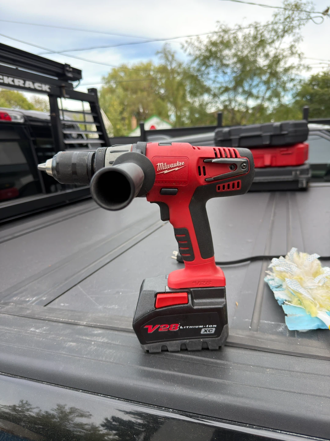 Milwaukee 28V V28 Hammer Drill