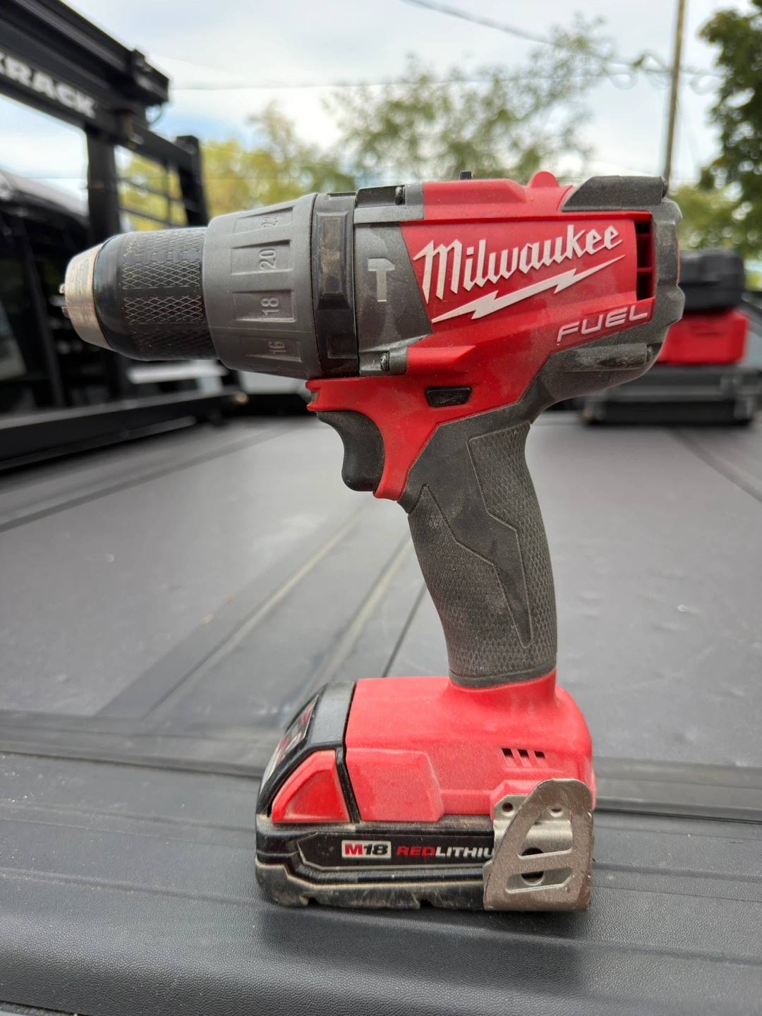 Milwaukee M18 FUEL Hammer Drill/Driver - photo 3