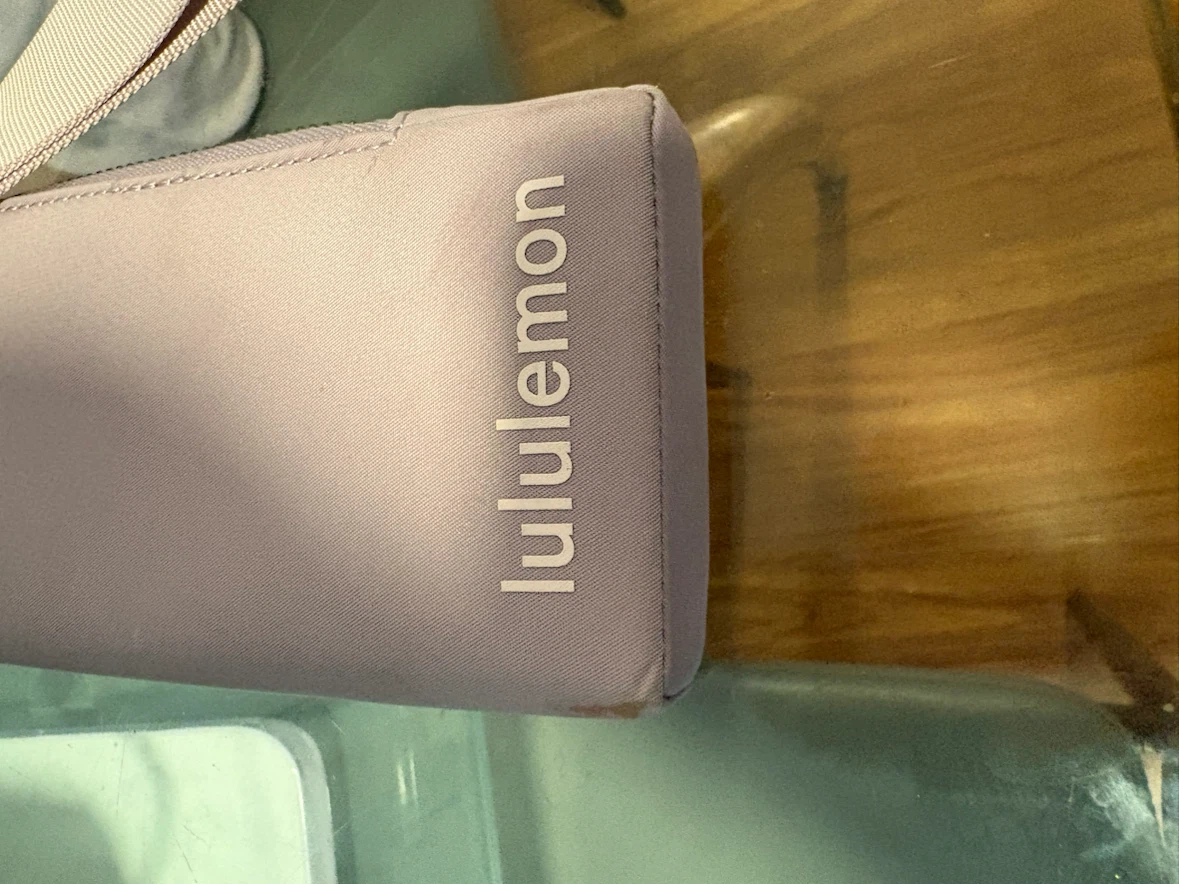Lululemon Everywhere Belt Bag Pouch - photo 2