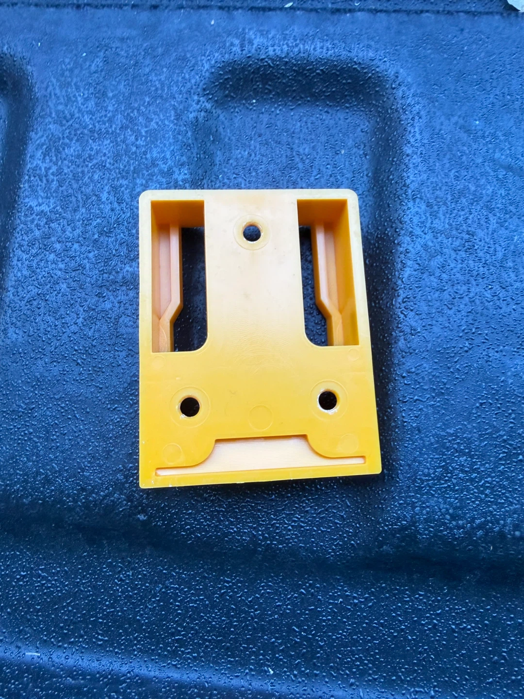 StealthMounts Dewalt Battery Mount - photo 2