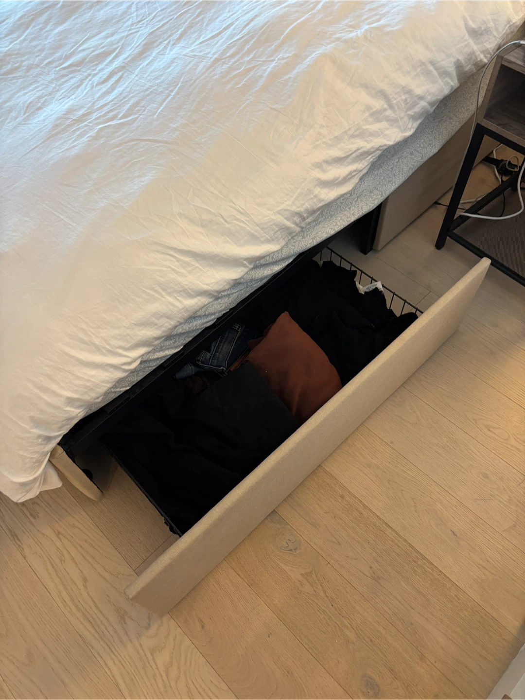 King size Bed Frame with Storage Drawers - photo 3