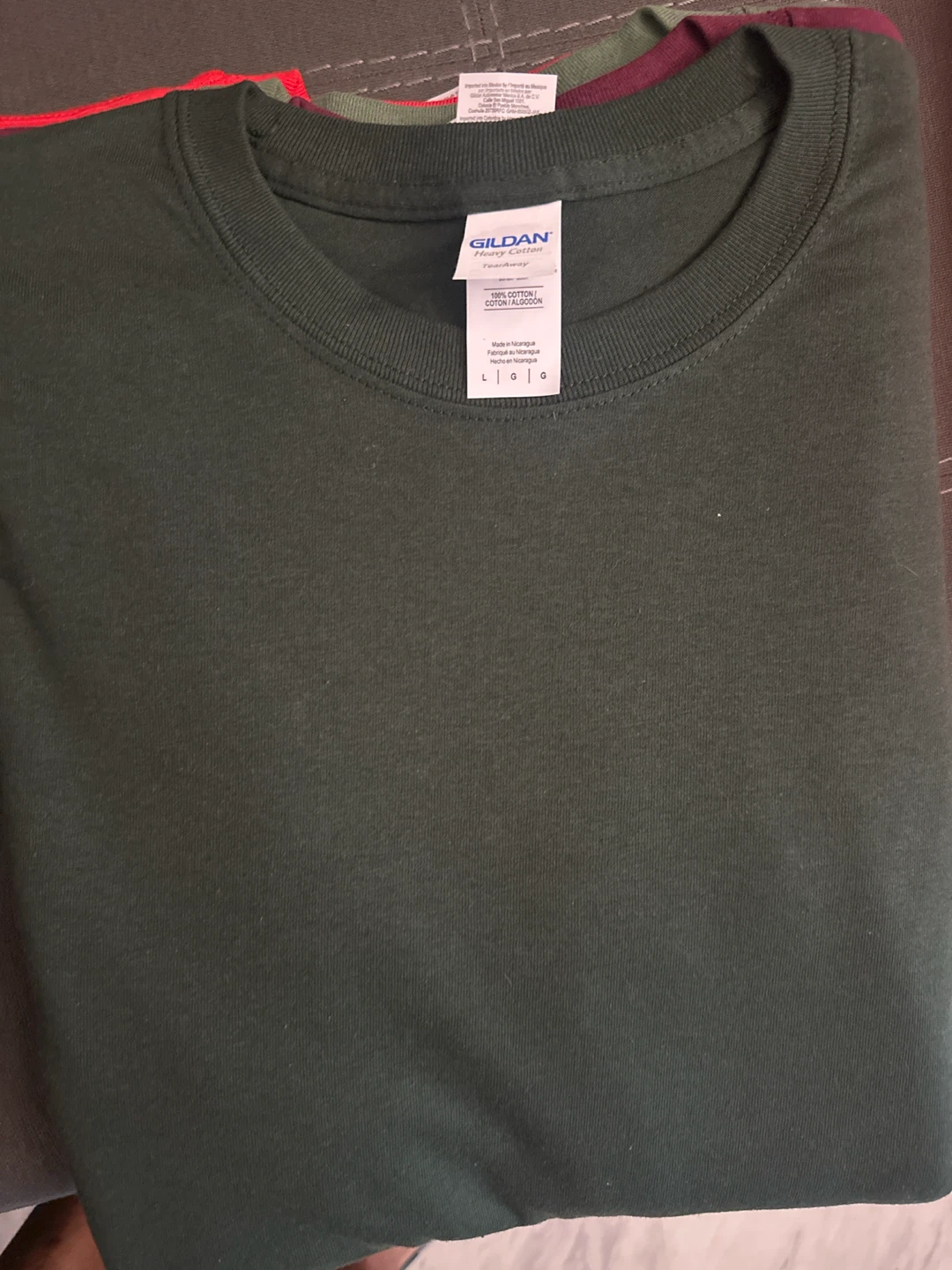 4$ each Gildan Heavy Cotton T-Shirts, Size Large