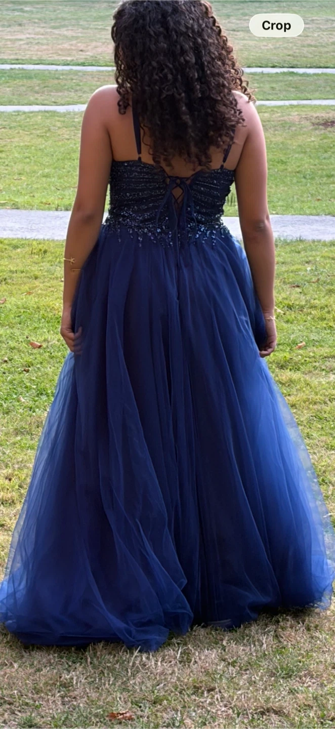 Beautiful navy blue formal/prom dress, size L. - photo 2
