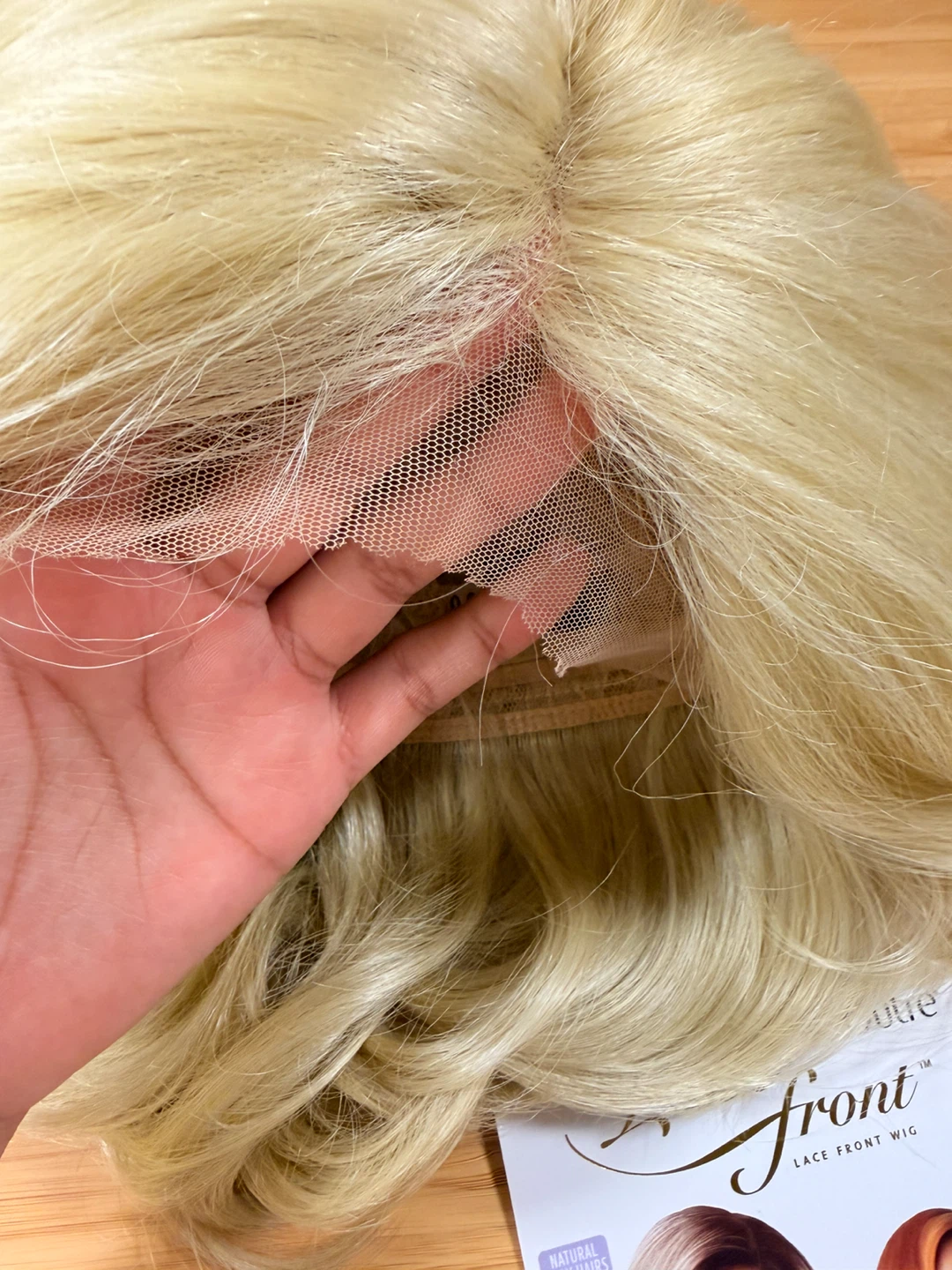 Outre Alistar Lace Front 613 Wig 12 inch - photo 2