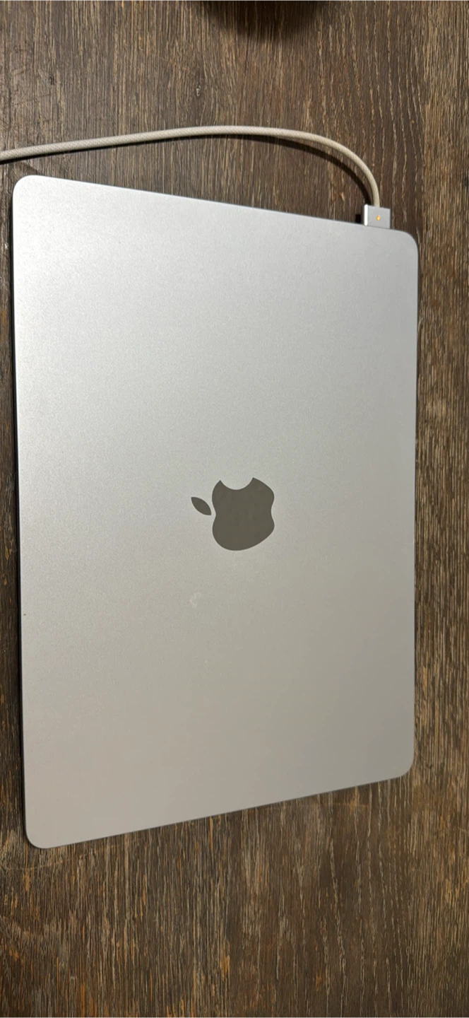 Apple MacBook Air 13-inch M4 (2025)