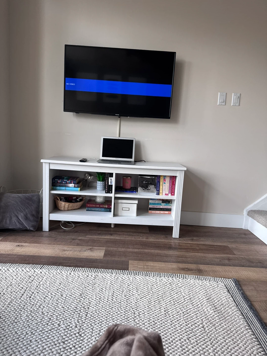 43” Toshiba TV - photo 3
