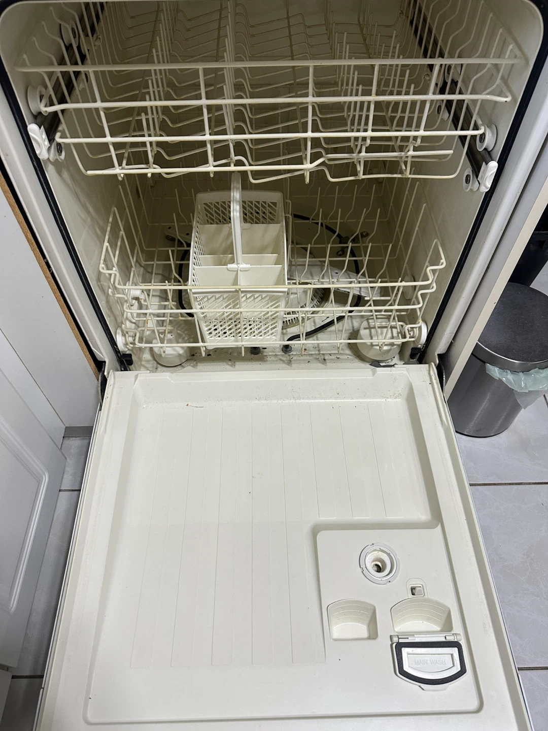 Maytag Performa Dishwasher - photo 3