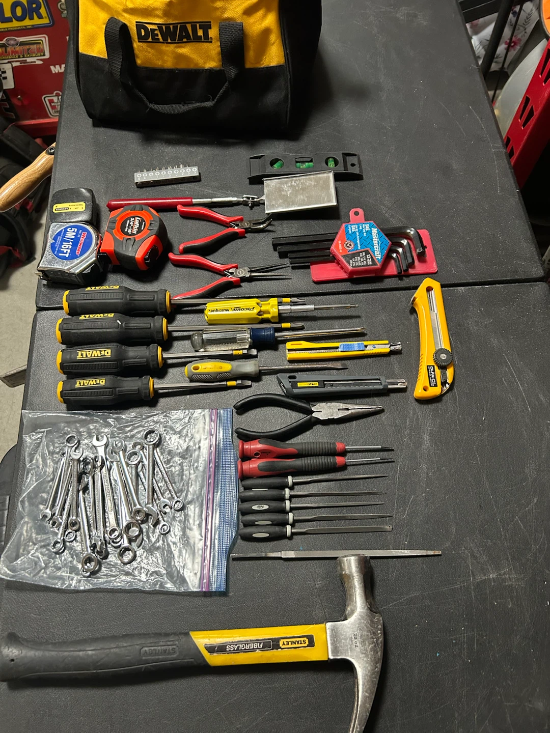 Small hand tool lot w/toolbag