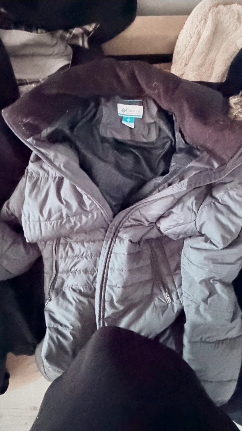 Coats Bundle – Mixed Brands, Men’s & Women’s(XL- 2XL) - photo 5