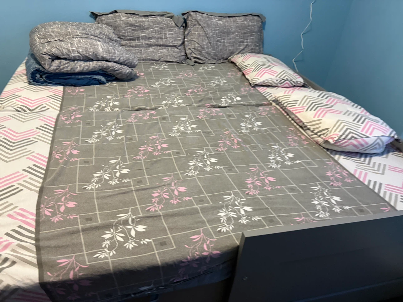Brimnes daybed  Frame with Storage Drawers - photo 4