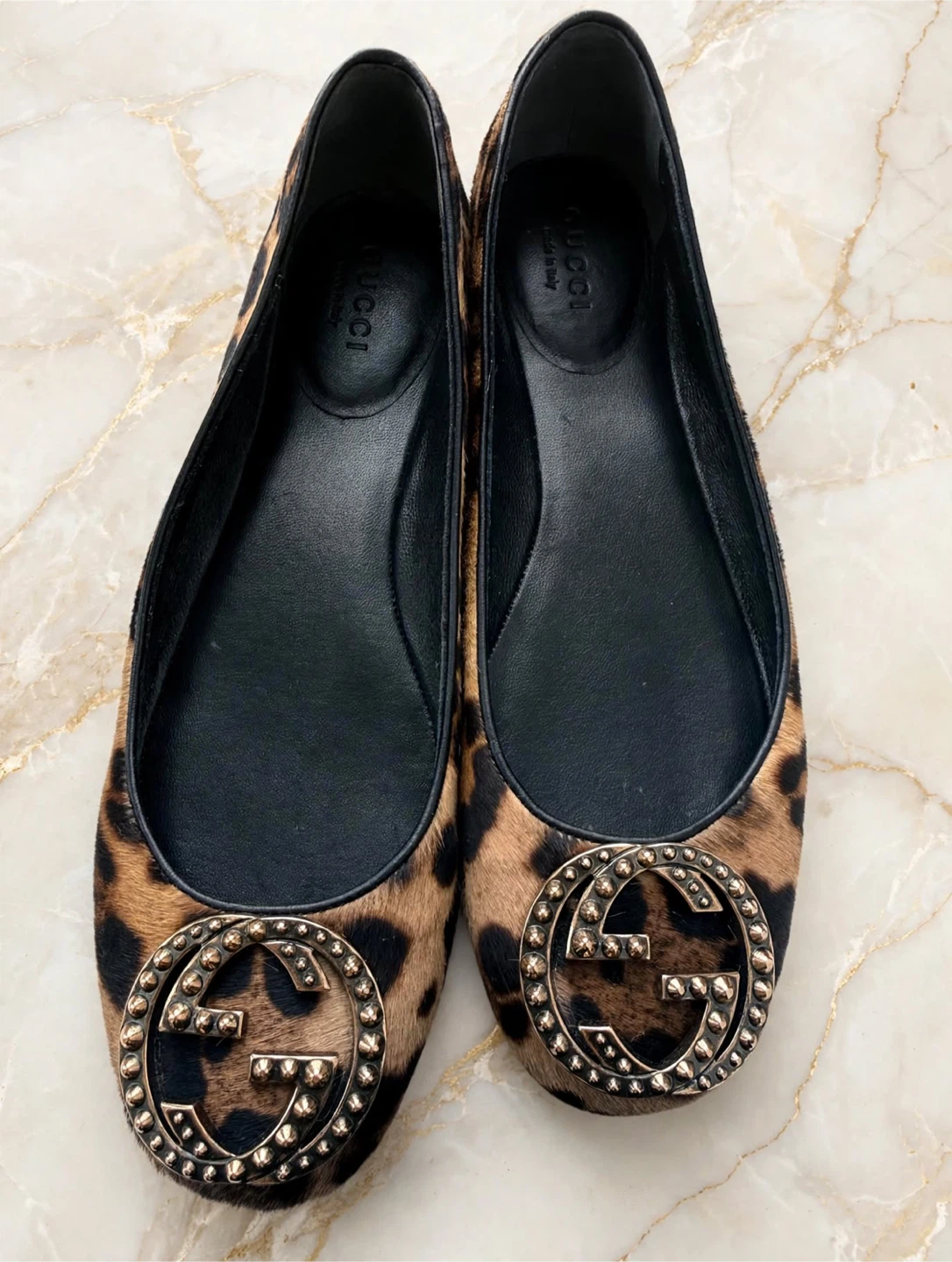 Gucci Leopard Print Flats - photo 2