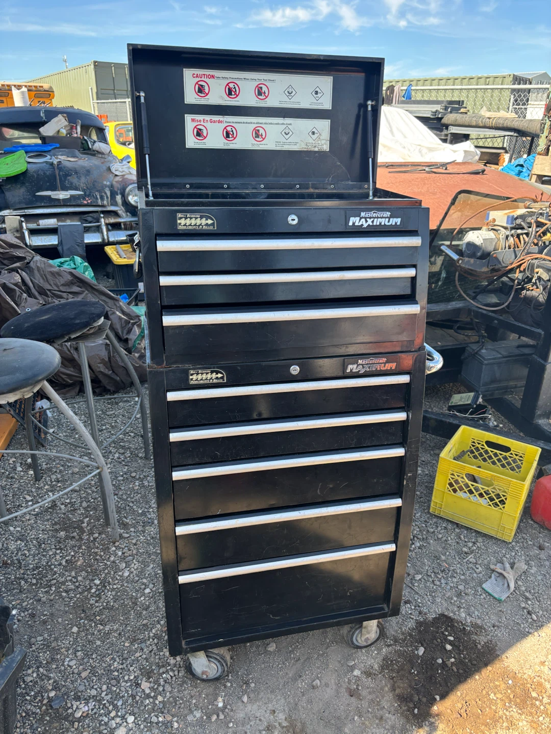 ASSORTED Mastercraft Red Rolling Tool Chest - photo 5