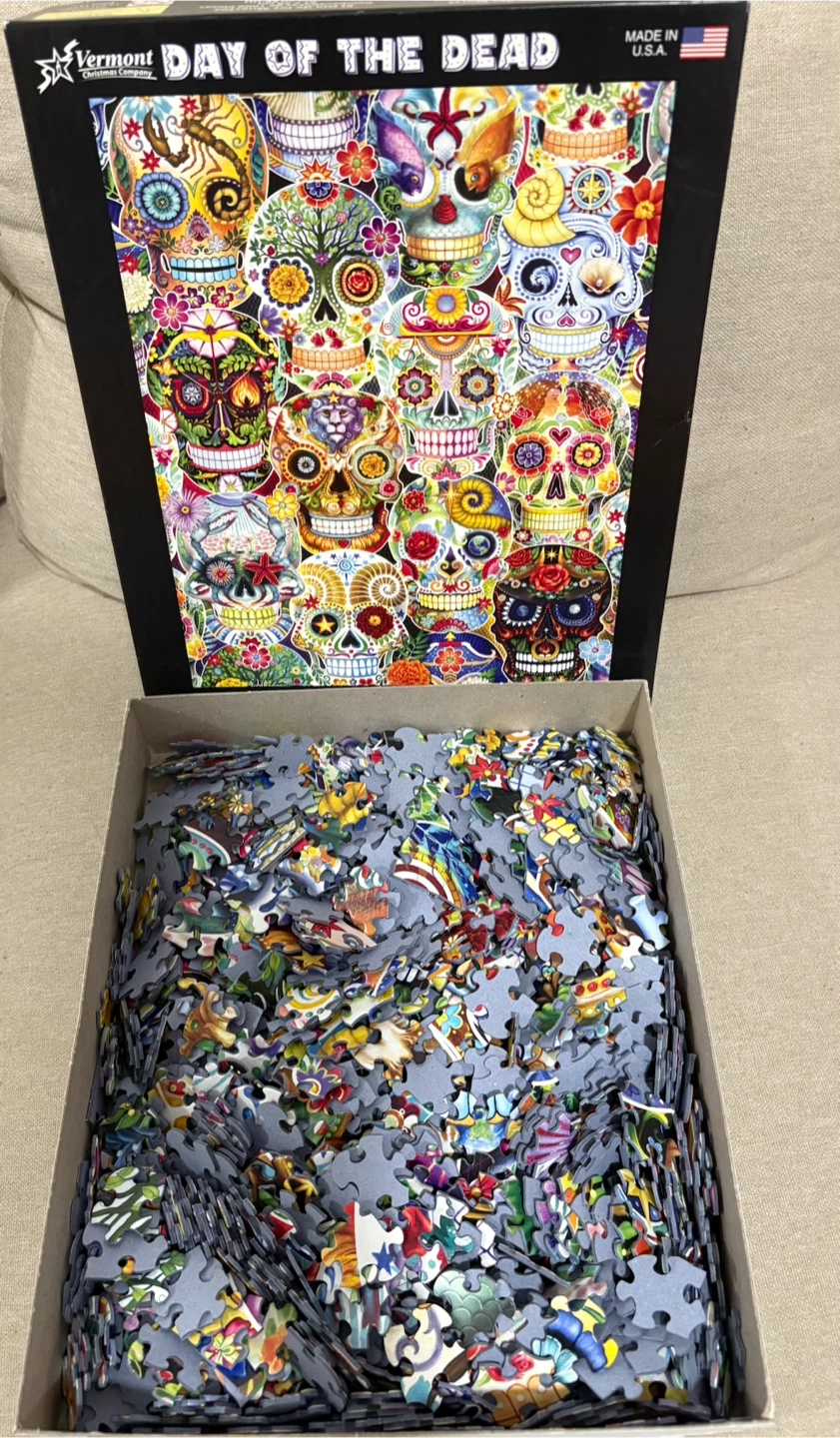 Vermont Christmas Company Day of the Dead 1000 Piece Puzzle - photo 2
