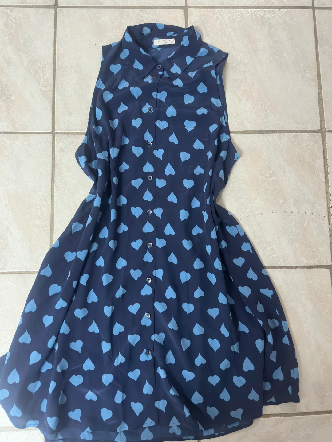 Equipment Femme Heart Print Sleeveless Shirt