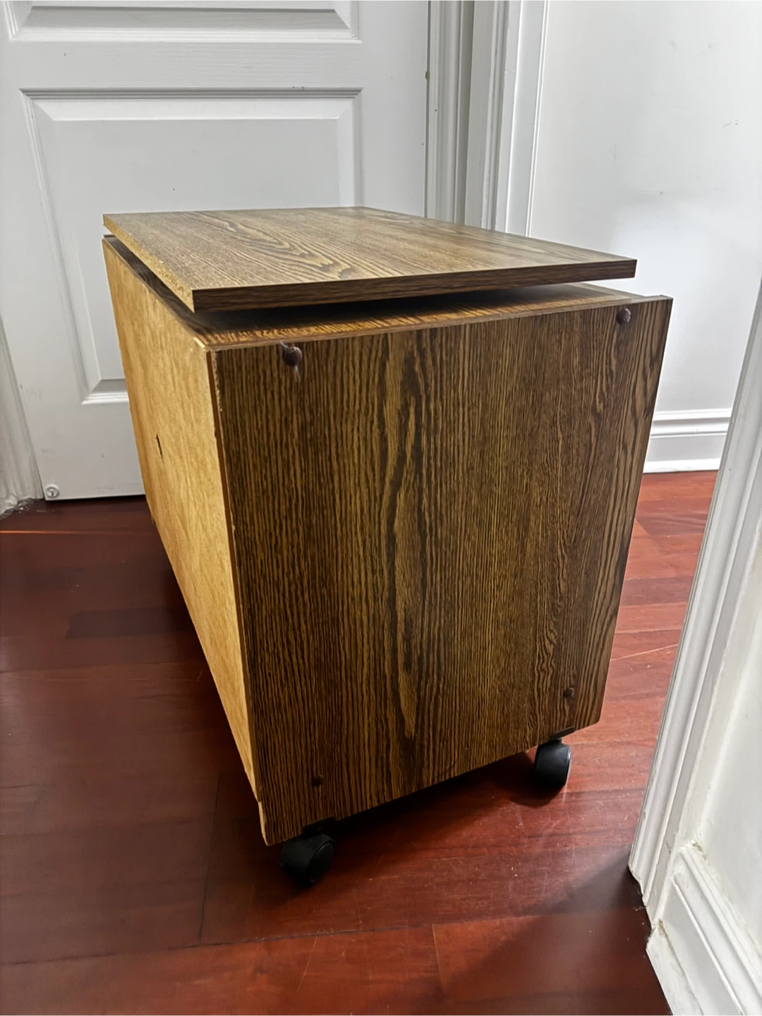 Rolling Tv stand - photo 3