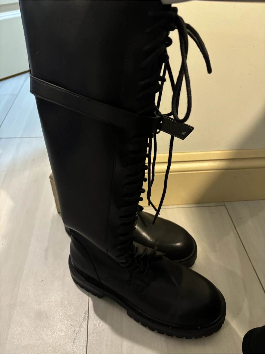 Tall Gothic boots - photo 2