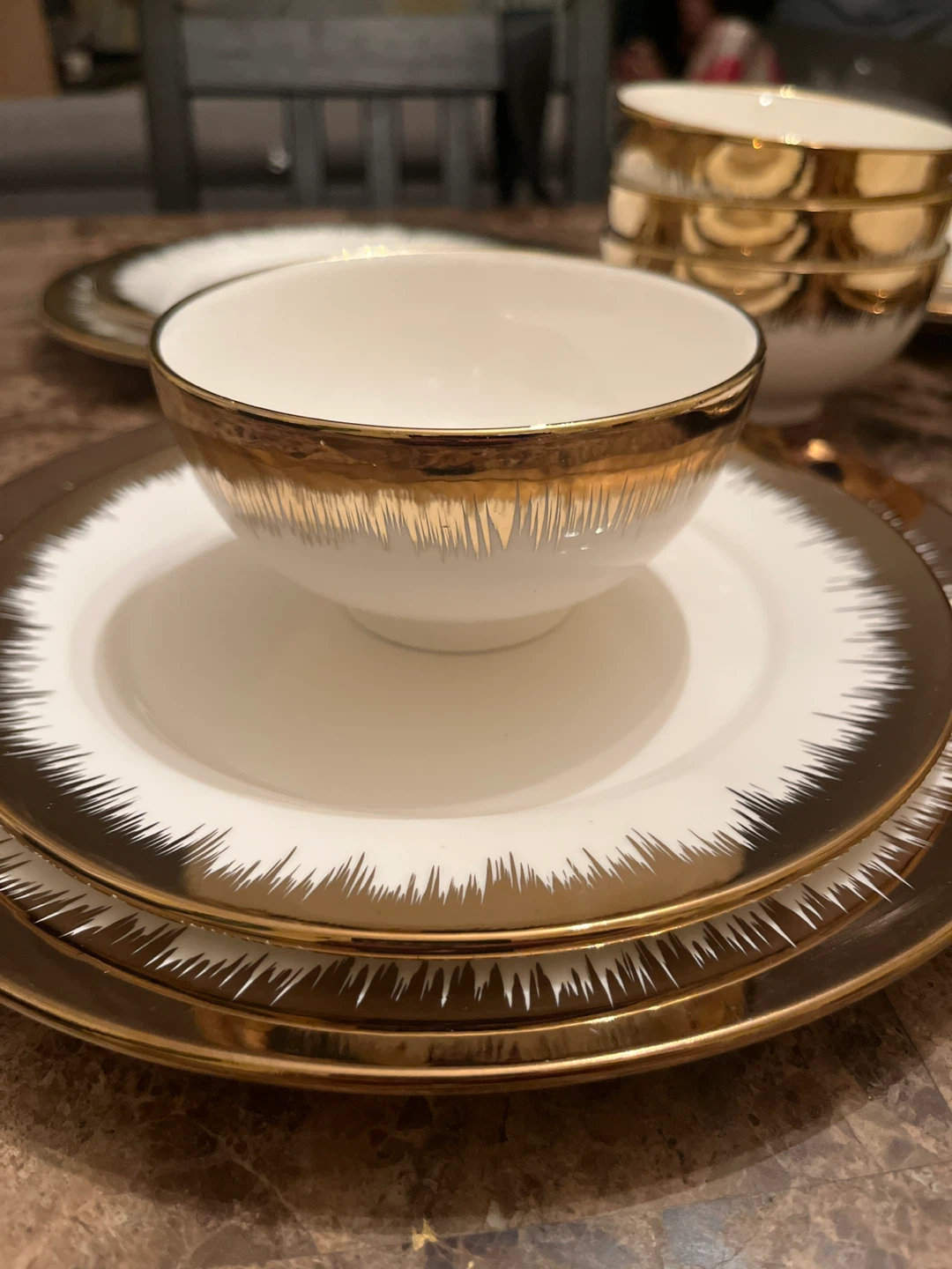 12-Piece Luxury Gold & White Dinnerware Set – Service for 4 - photo 5