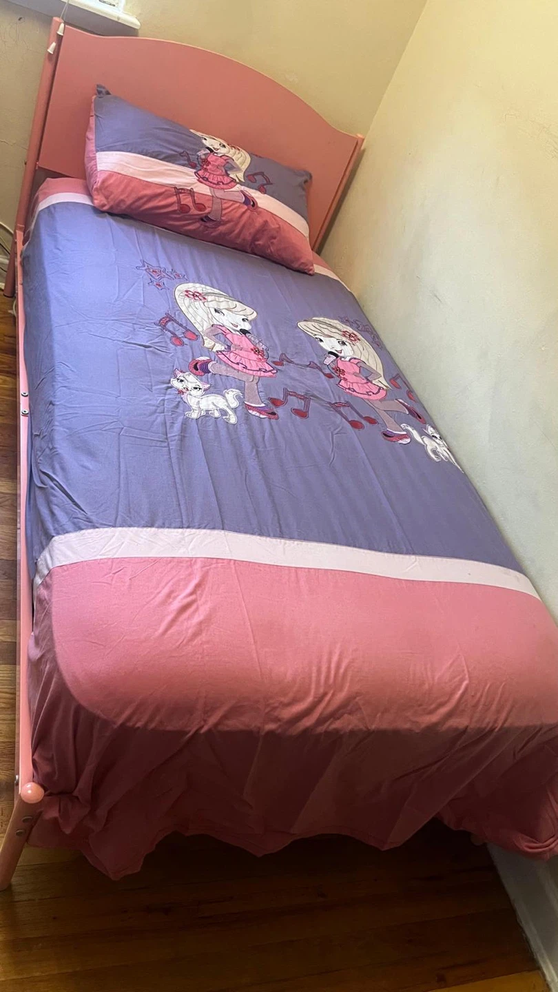 Pink Twin Size Bed Frame - photo 2