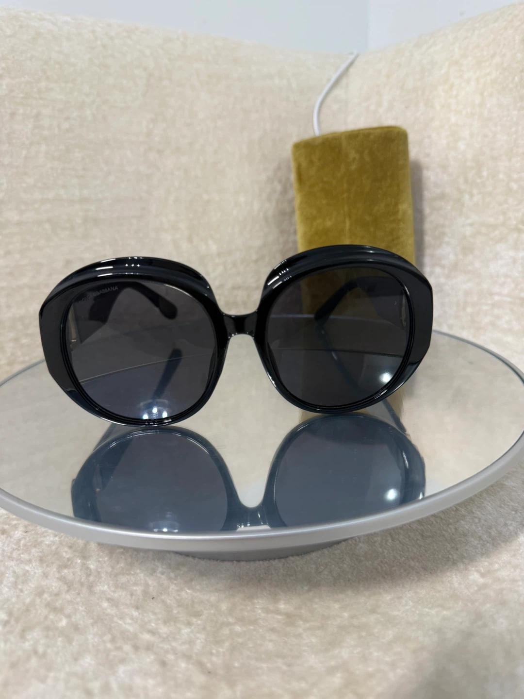 Beautiful luxury Sunglasses.