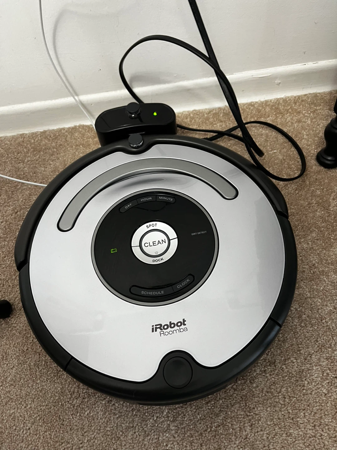 iRobot Roomba pet series Vacuum Cleaner Model 655