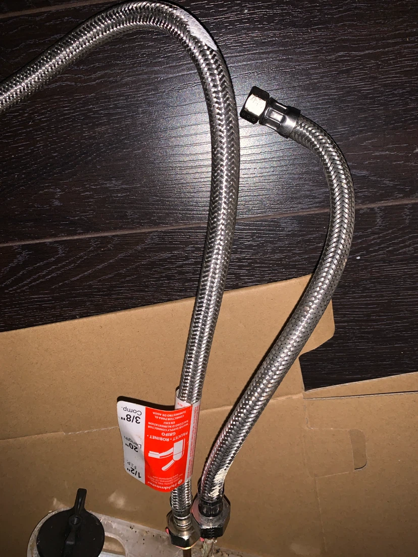 Chrome Kitchen Faucet with Sprayer - photo 3