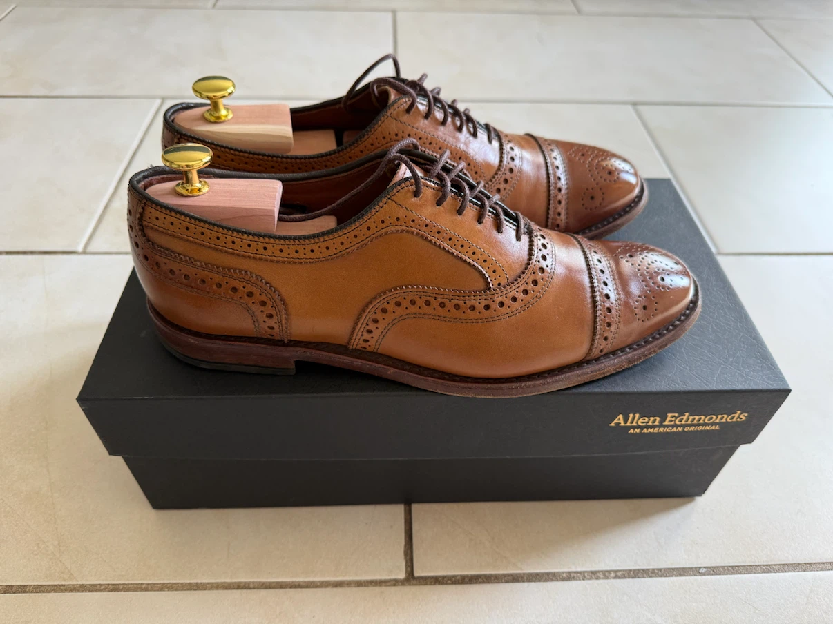 Allen Edmonds Strand Cap-toe Oxford in Walnut - photo 2