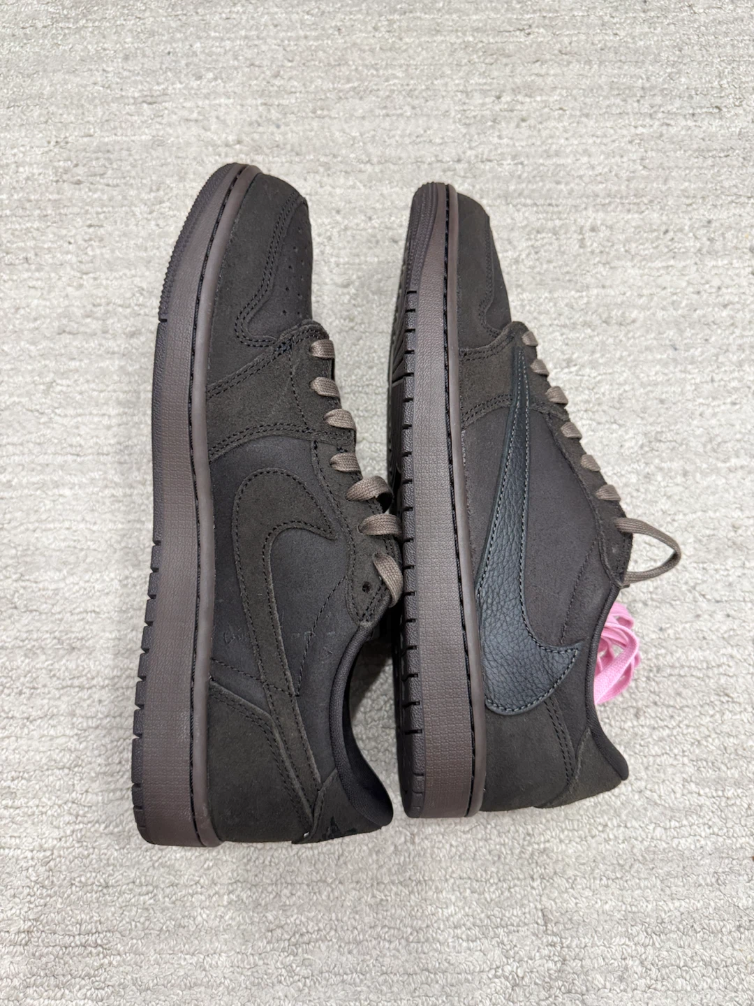 Air Jordan 1 x Travis Scott Velvet Brown / Dark Mocha Size 9.5 - photo 2